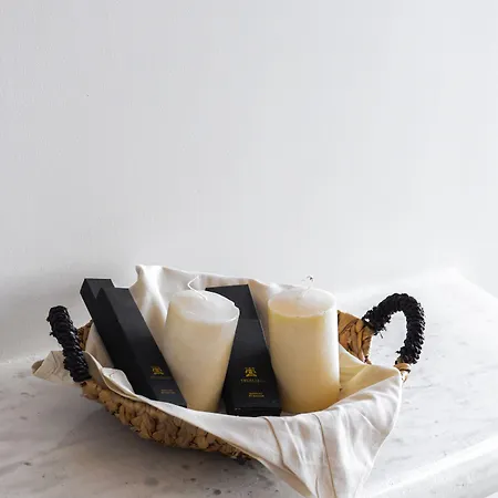 Demilmar Luxury Hotel Perissa (Santorini)